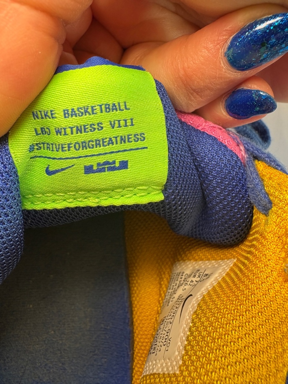 Nike LeBron Witness 8 I Promise School  Size Men 8.5 Women 10.5 - Picture 8 of 9